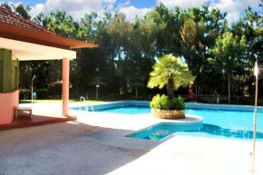 Welcoming House in Islantilla, Pool and Garden View. La Antilla